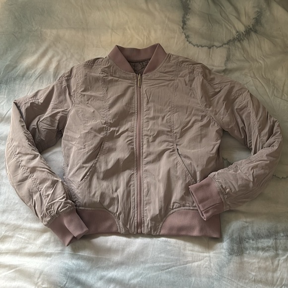 Lululemon Flip It and Reverse It Bomber Jacket Mauve 6 - Picture 3 of 3